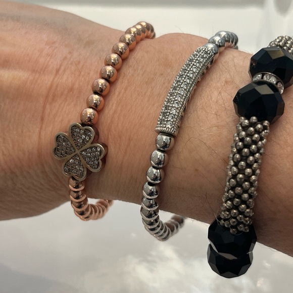 BRACELETS Lot Of 5 Multi Coloured Glass Beads, Silver Black Coppery Stretchy. - Picture 9 of 13